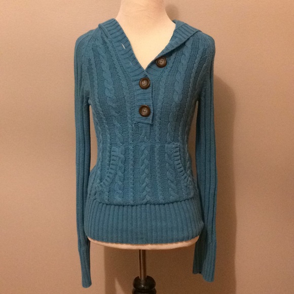 Aeropostale Sweaters - Cozy knitted blue sweater with hood